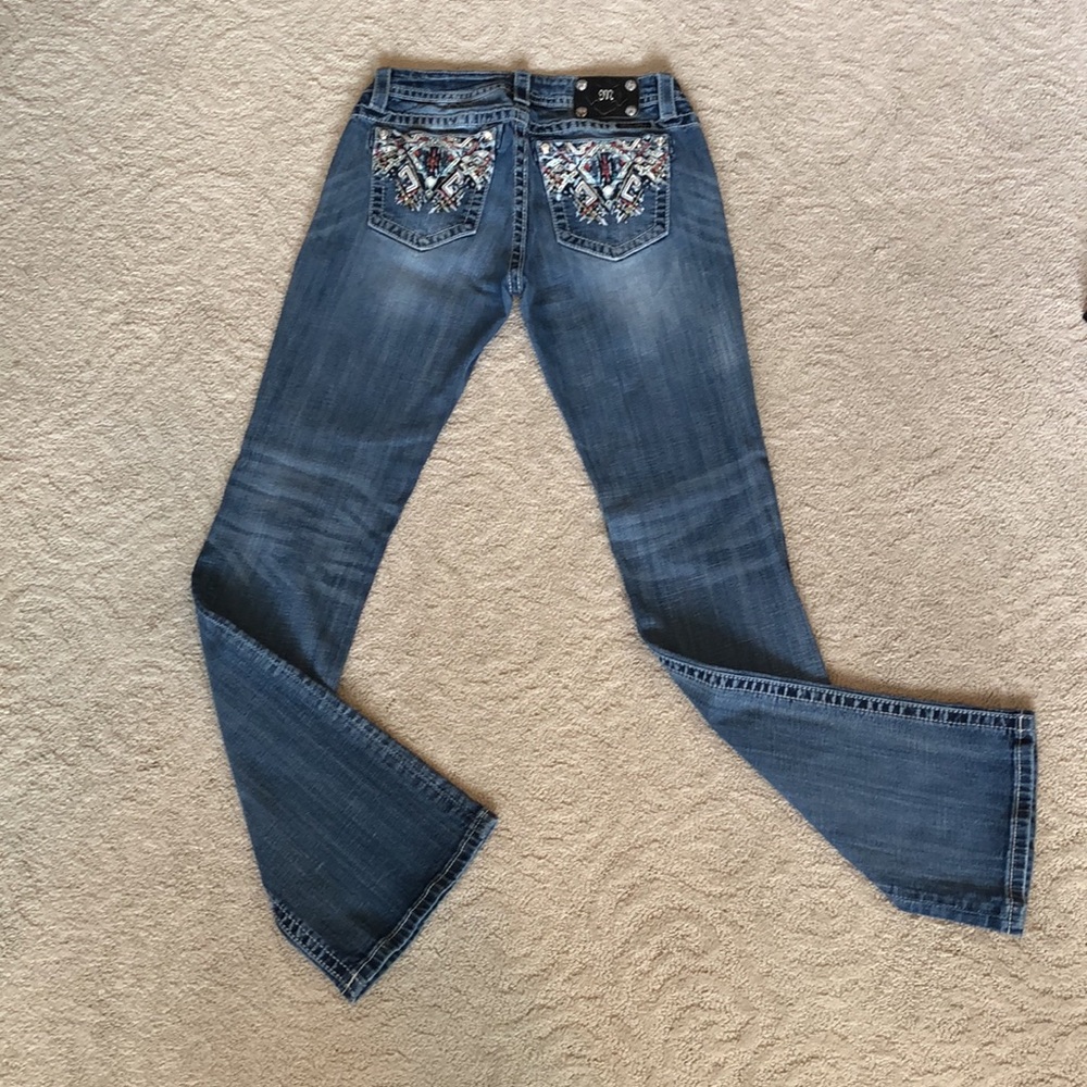 Miss Me Sz 29 mid-rise bootcut Aztec pocket design embellished jeans, 🇺🇸 SALE!